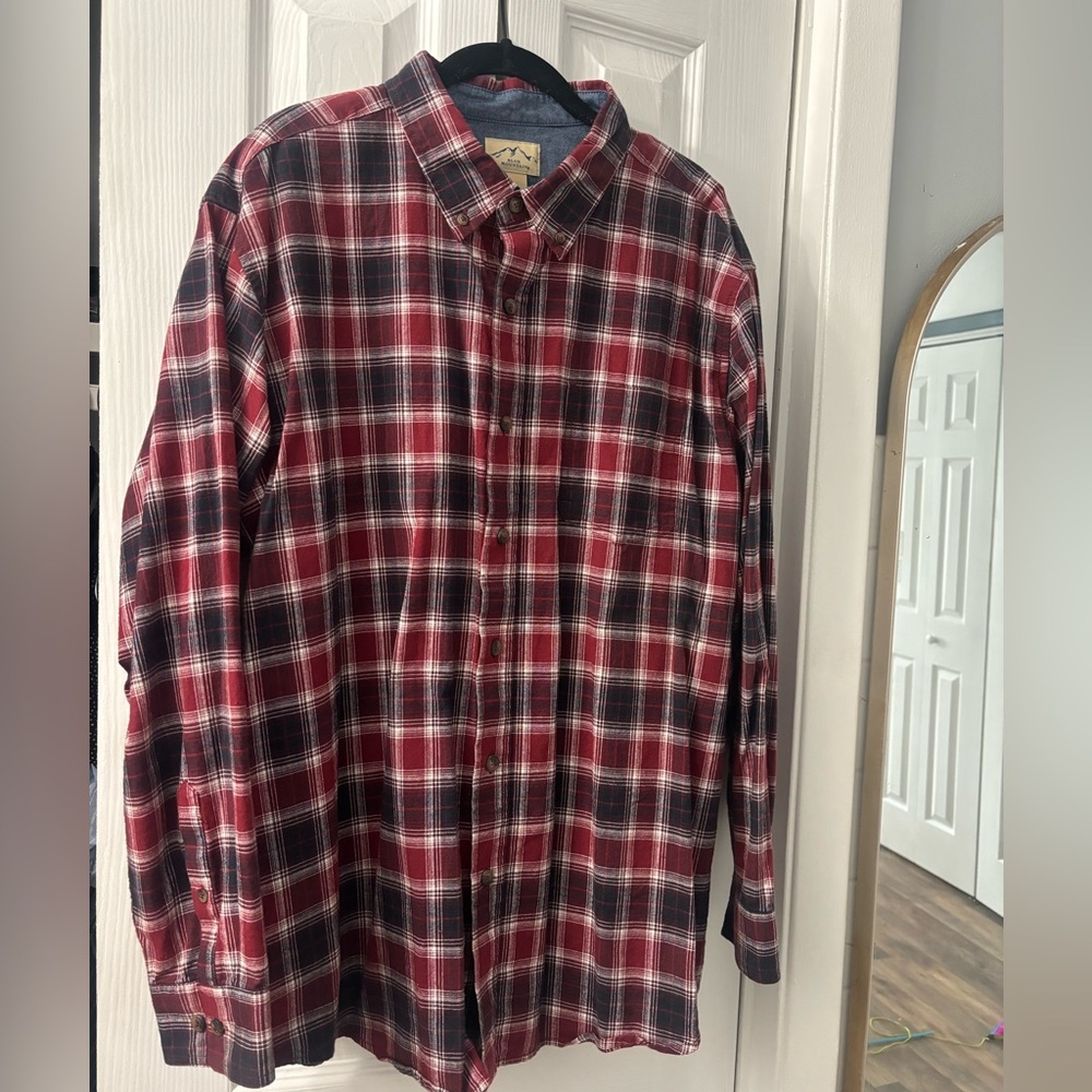 Blue Mountain Red and Navy Blue Plaid Flannel